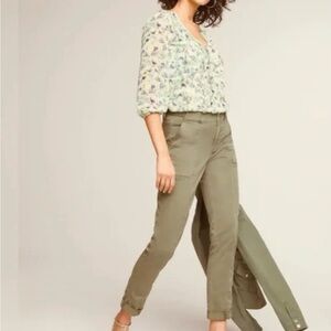 White House Black Market Sage Cropped Pants